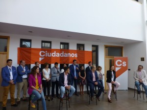 Ramón Martín junto a todos los integrantes de la candidatura de Ciudadanos.