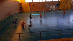 Partido disputado el sábado por el Atlético Baenense en la cancha del Bujalance.