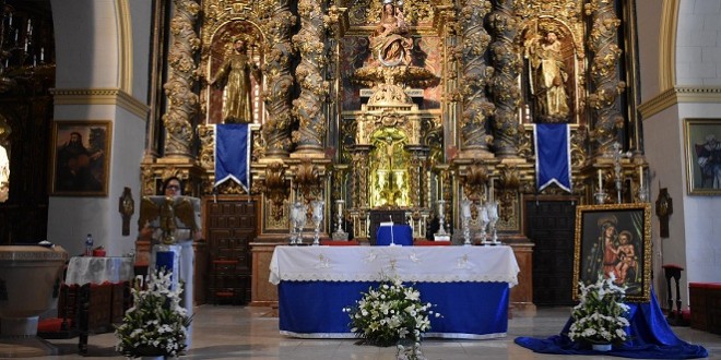 Guada Gálvez, en un momento de su pregón a la Virgen de Guadalupe. Foto: TV Baena.
