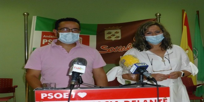 Los socialistas Rojano y Serrano llevan al ex alcalde Luis Moreno ante la justicia "por insultos" y "daños al honor" - Televisión Baena