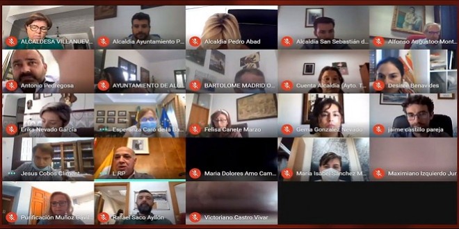 Imagen de la reunión telemática del Consejo de Alcaldes de la provincia de Córdoba. Foto: Diputación de Córdoba.