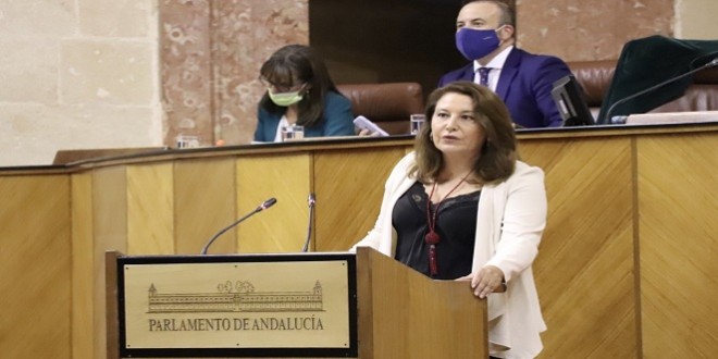 La consejera de Agricultura, Carmen Crespo, ayer en el parlamento andaluz. Foto: Junta de Andalucía.